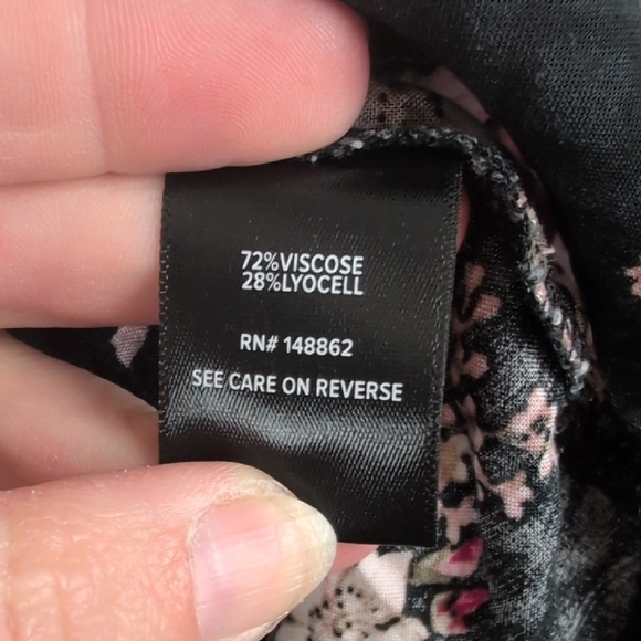 Floral Black and Pink Women's Top - Picture 5 of 6